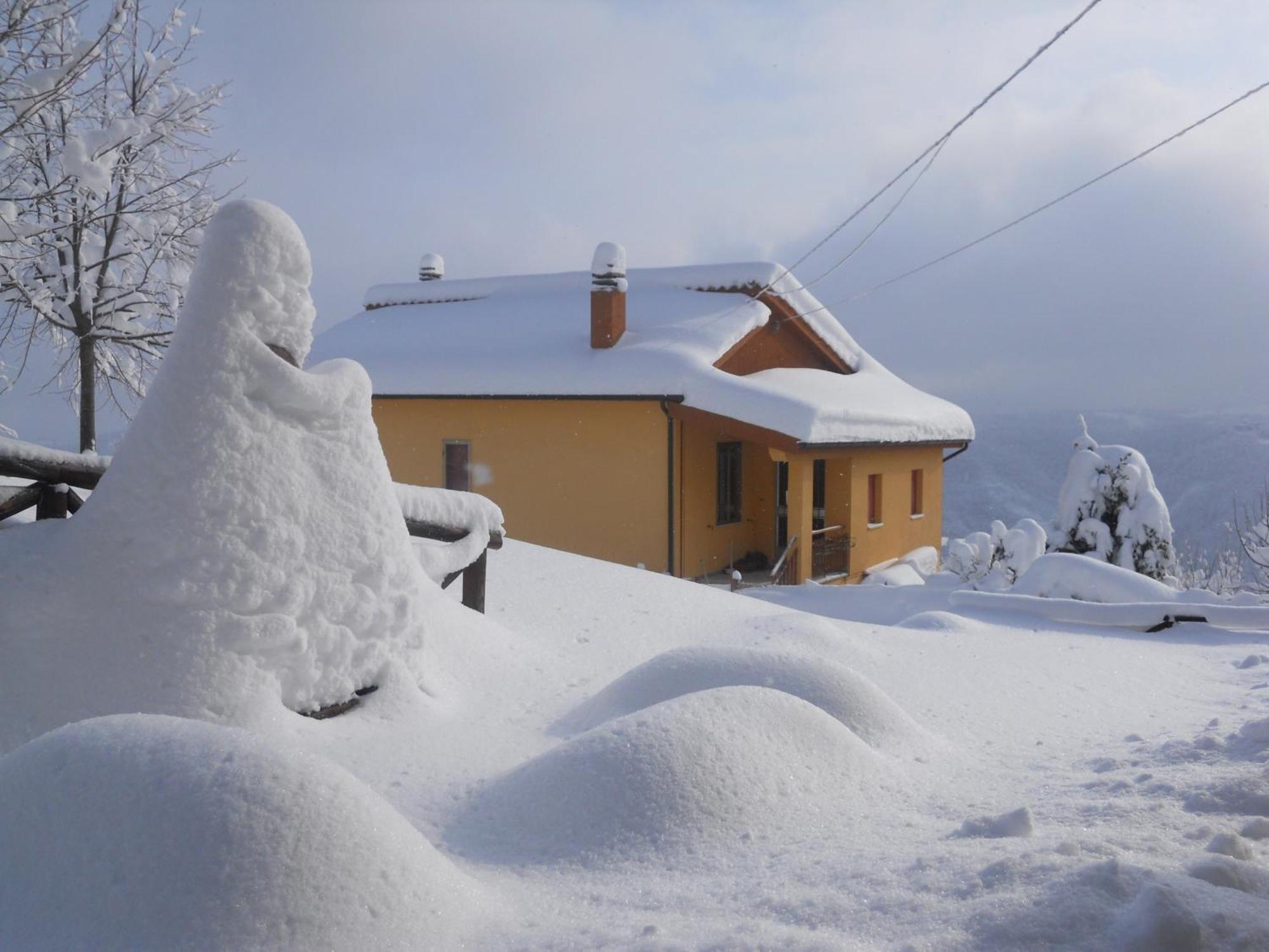 Agriturismo Le Castellare Монтемонако Екстер'єр фото